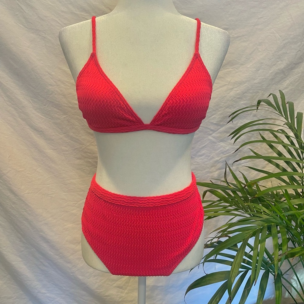 NWOT Billabong high waisted bikini